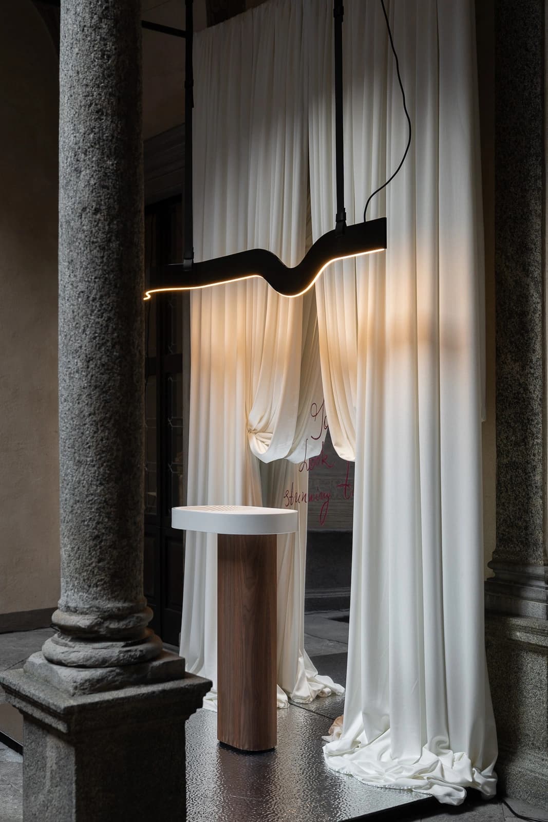 ROOMSTUDIO НА СЦЕНАТА НА MILAN DESIGN WEEK 2026 – БЪЛГАРСКИ ДИЗАЙН В ПРОЕКТА DOPIR — кадър 2