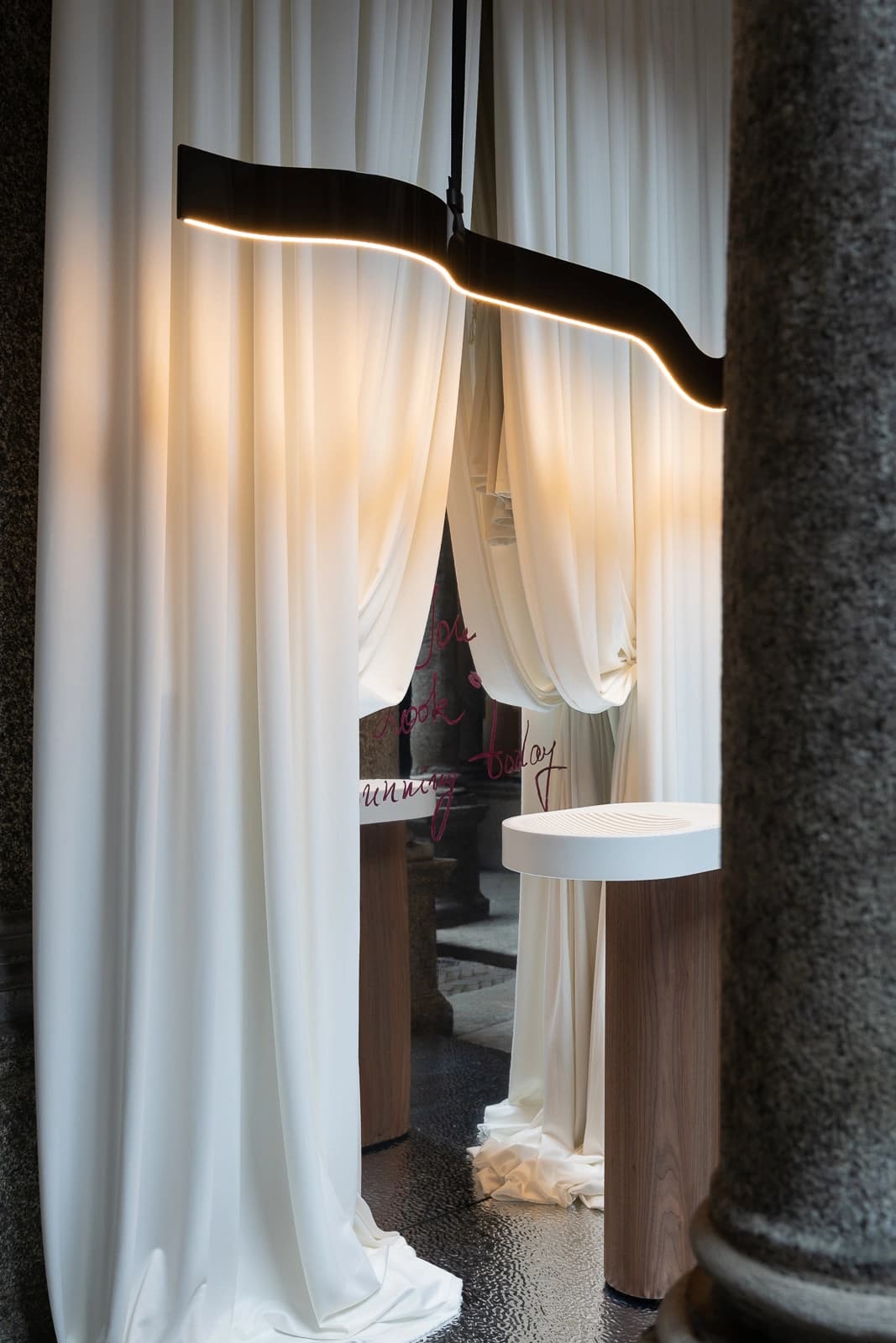 ROOMSTUDIO НА СЦЕНАТА НА MILAN DESIGN WEEK 2026 – БЪЛГАРСКИ ДИЗАЙН В ПРОЕКТА DOPIR — кадър 1