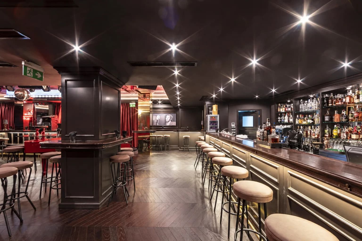Интериорен проект PIANO BAR SINATRA BURGAS в Бургас — ROOMSTUDIO — изображение 1