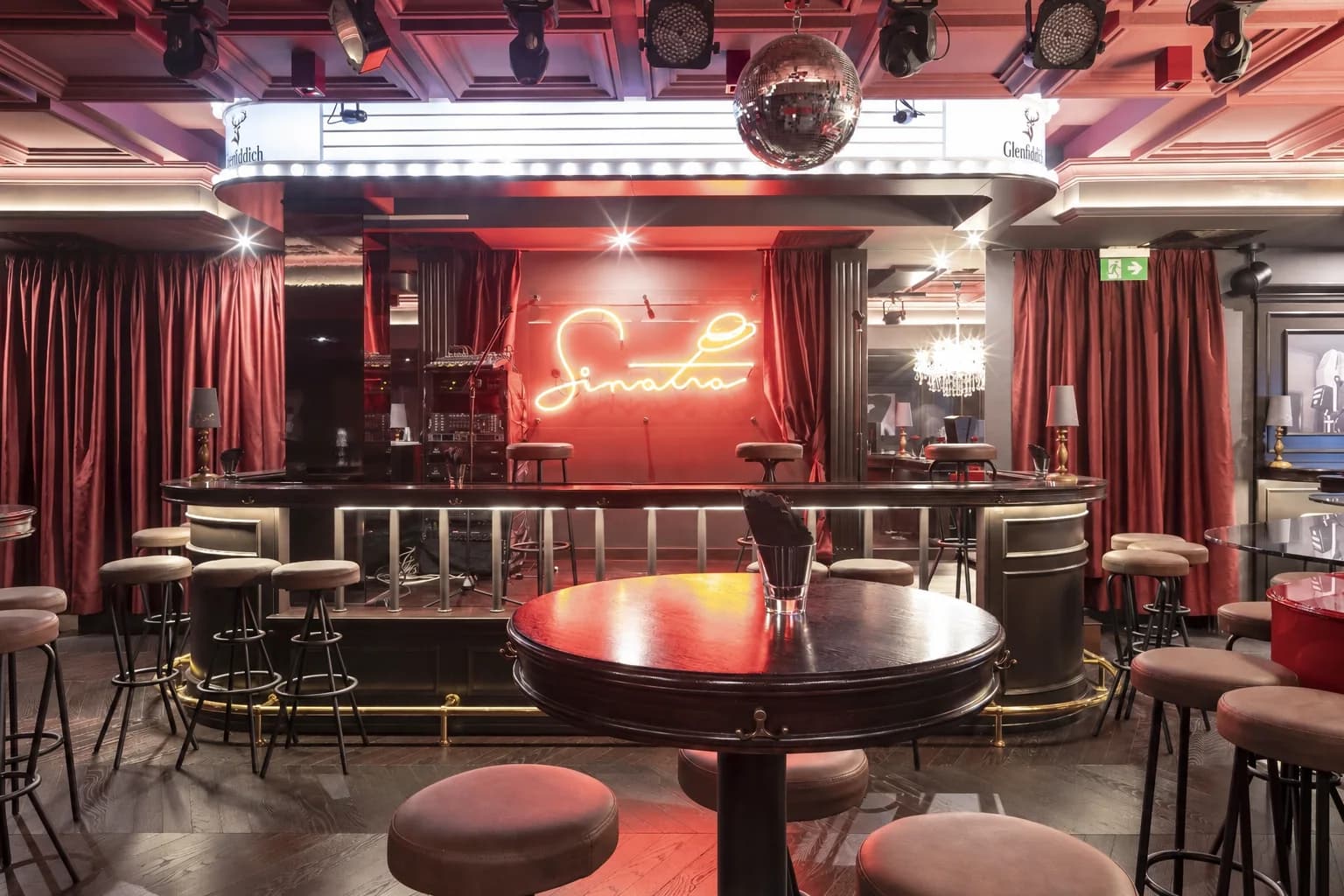 Интериорен проект PIANO BAR SINATRA BURGAS в Бургас — ROOMSTUDIO — изображение 14